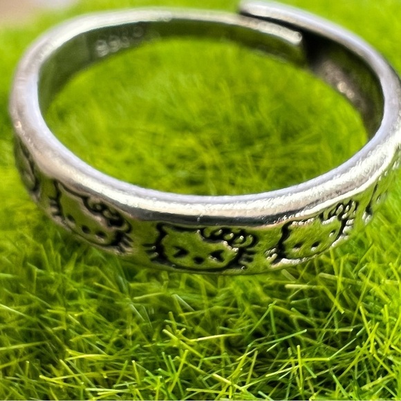 Silver 925 Hello Kitty 🌸 Adjustable ring (1 ring) adorable dainty - Picture 9 of 9